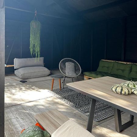 Bijzonder Lekker Overnachten Beetsterzwaag Buitenkant foto