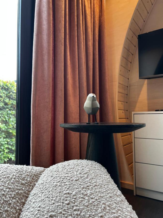 Bijzonder Lekker Overnachten Beetsterzwaag Buitenkant foto